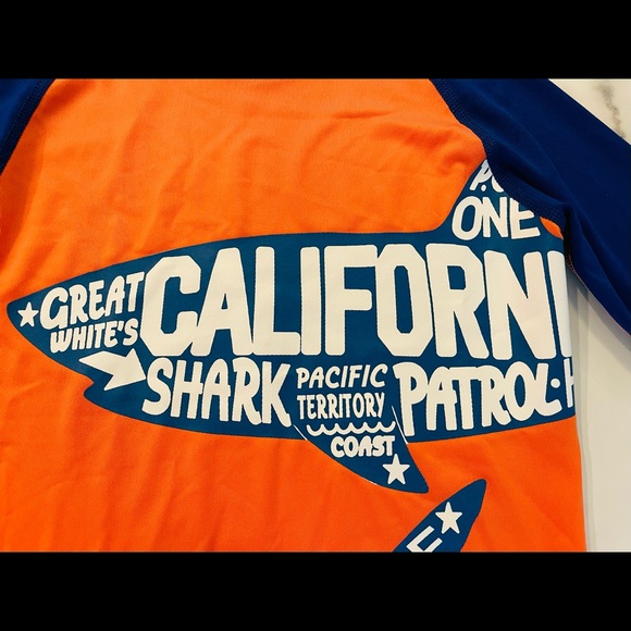 Place Sports Rash Guard! - Picture 2 of 3